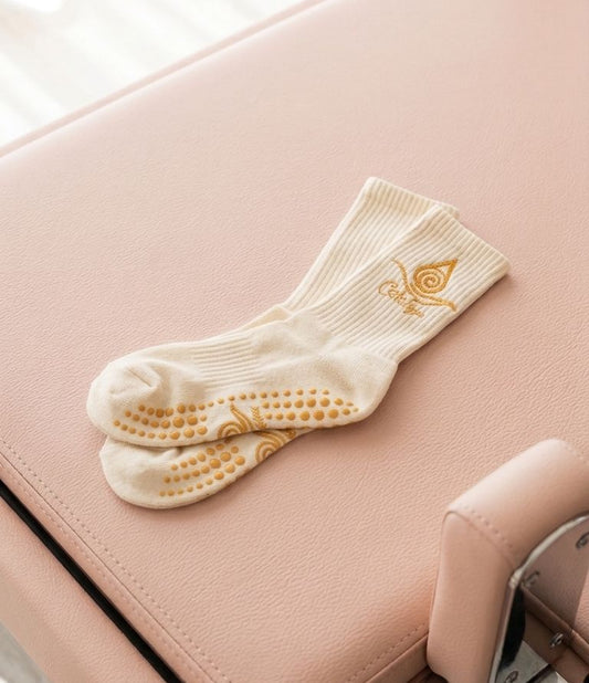 Catalyse pilates socks | grip pilates socks | best pilates socks in the uk