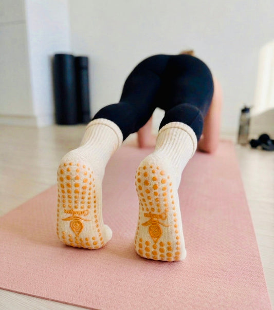 Catalyse pilates socks | grip pilates socks | best pilates socks in the uk | exercise socks | yoga | pilates